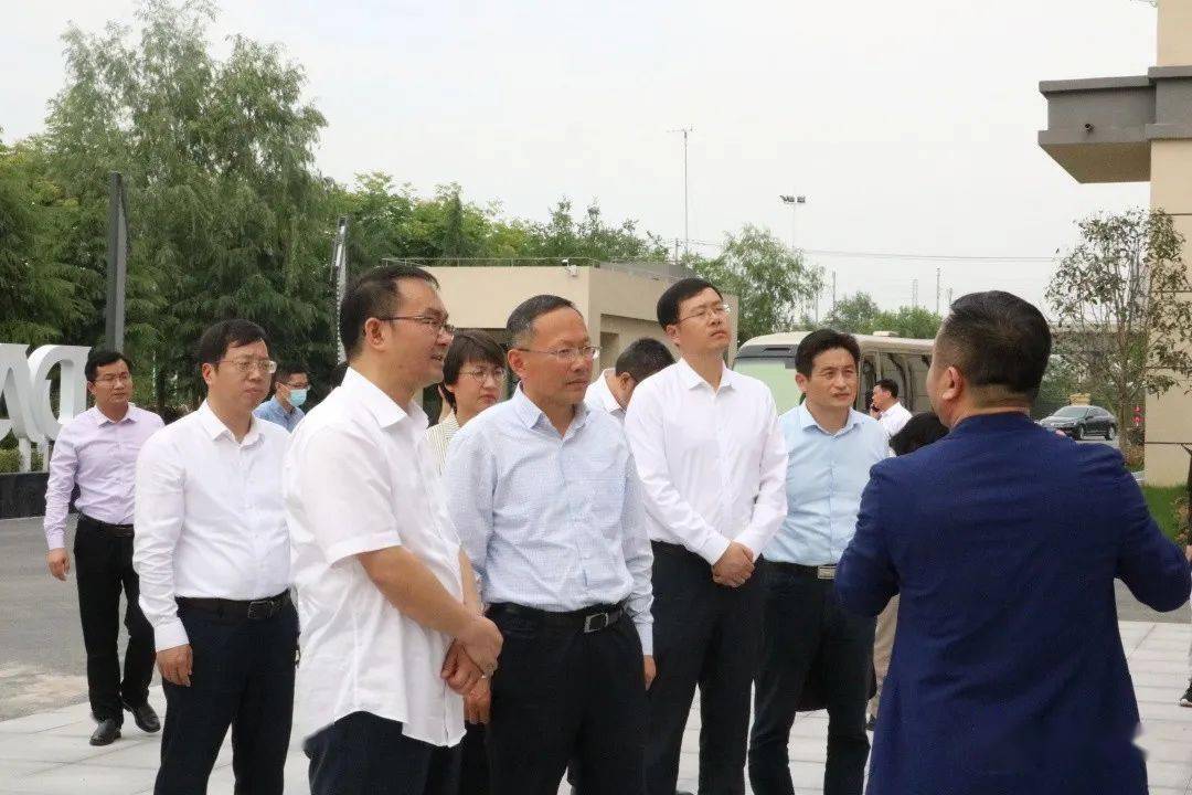 澳门六开奖最新开奖结果,创新发展策略_EWS77.597开放版