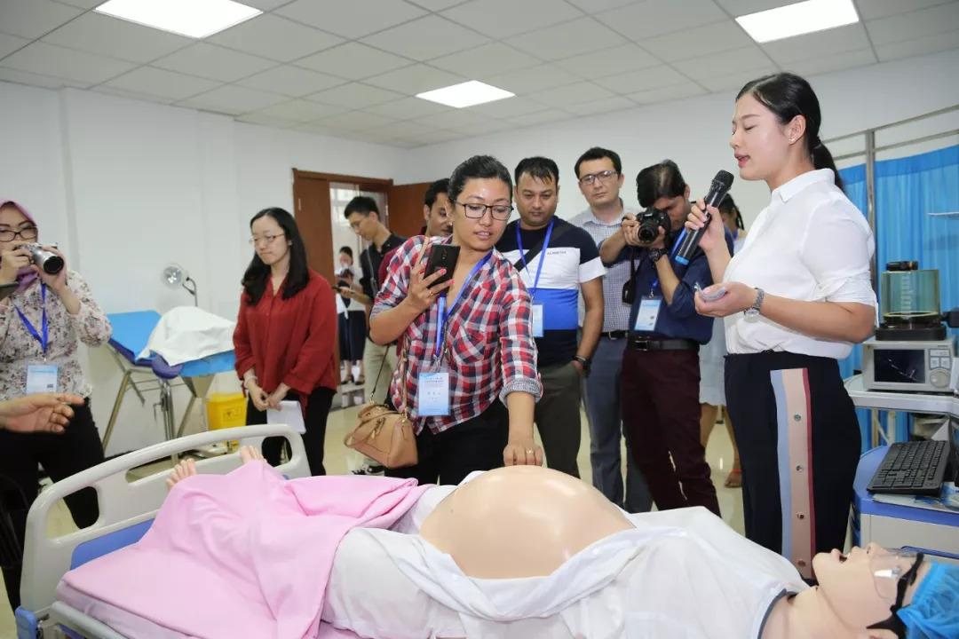 王者荣耀最新,王者荣耀最新资讯带你领略最新英雄风采与游戏更新亮点!