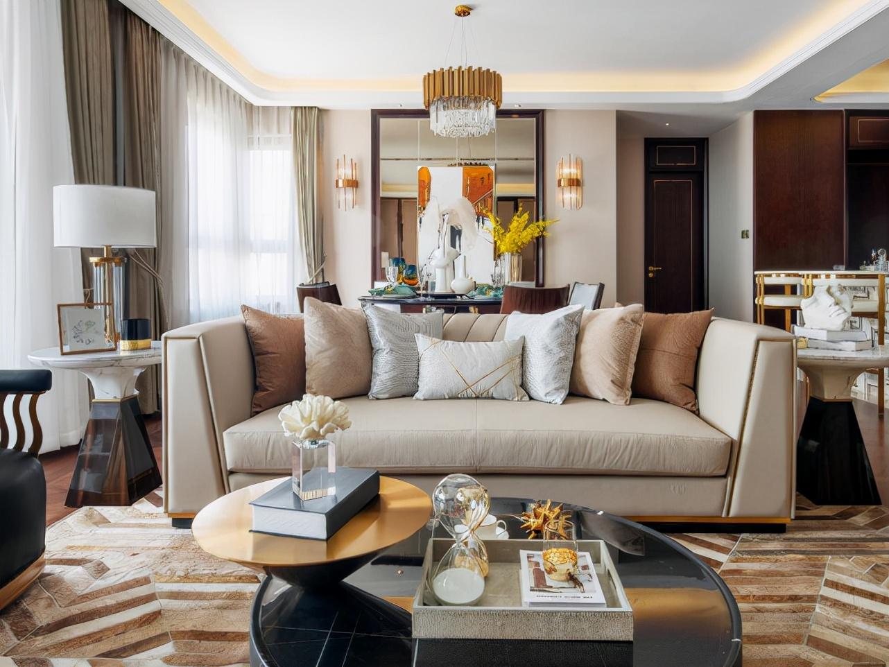 最新房产动态,与自然美景的旅行邂逅,寻求内心平和与宁静的居所