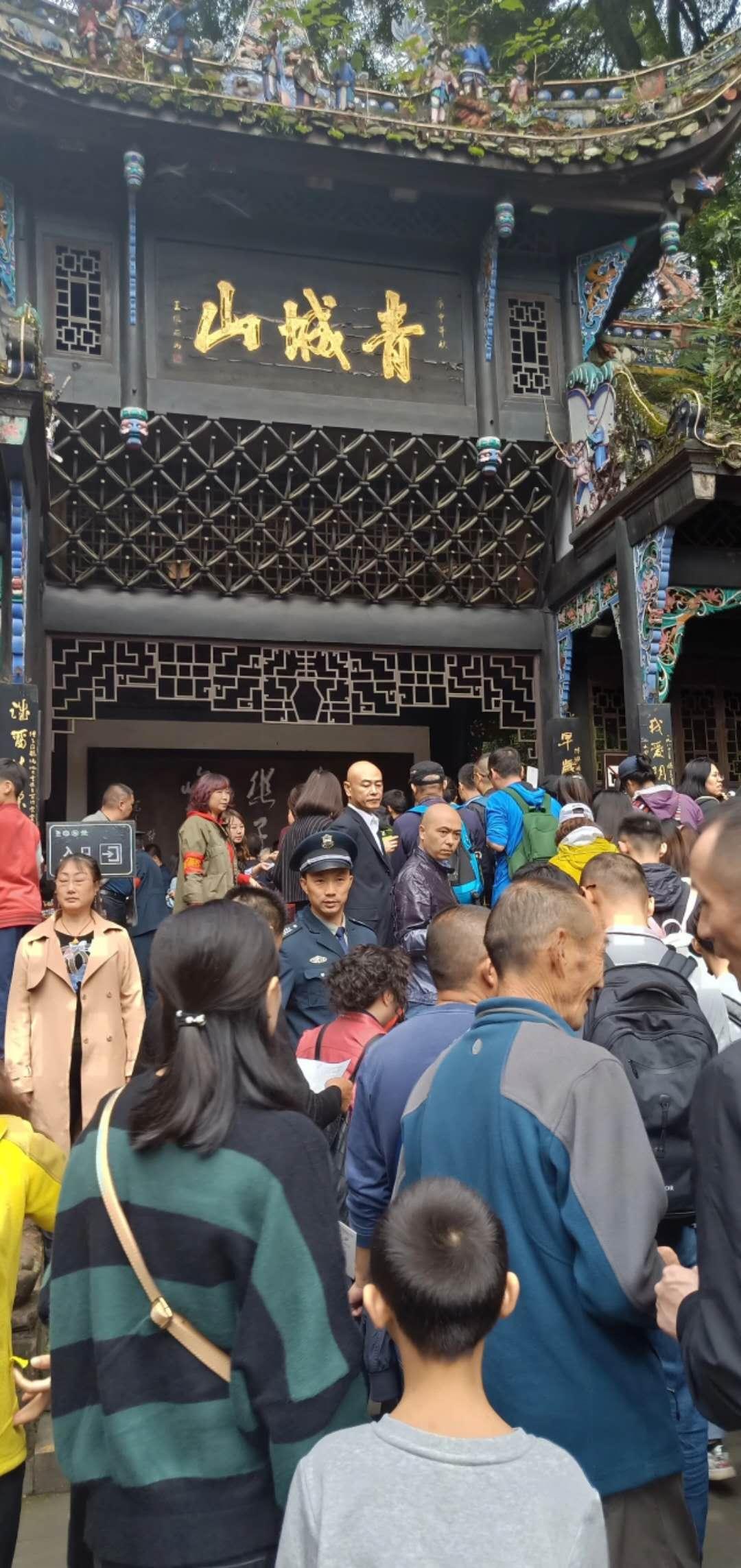 天天酷跑最新版,小巷中的乐趣无限