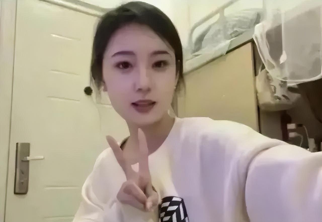 武汉最新地铁发展，双刃剑效应探析