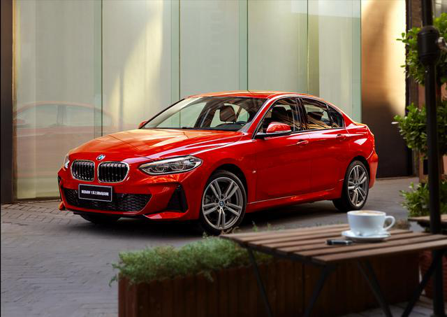 宝马1系最新款,科技重塑未来驾驶体验