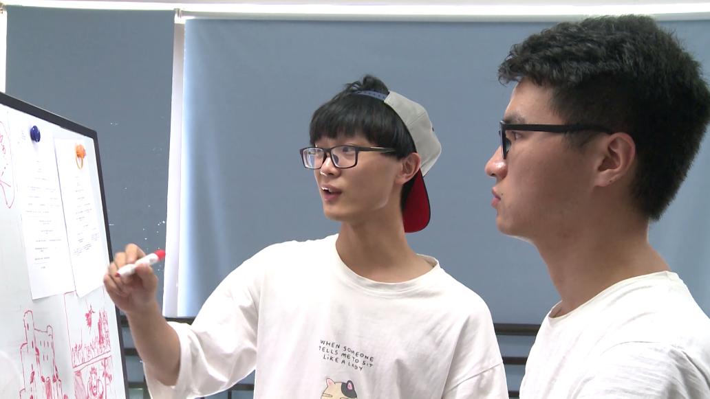 斗战狂潮最新动态,游戏魅力与争议并存