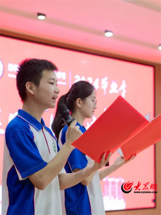 瑞丽最新新闻，城市温情与友情陪伴的美好瞬间