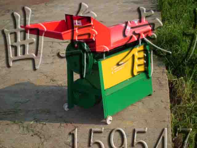 农业革新先锋，最新玉米扒皮机亮相，助力玉米生产现代化