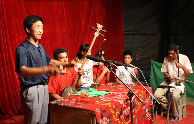 陕北女人说书神器,科技与传统融合重塑生活新体验