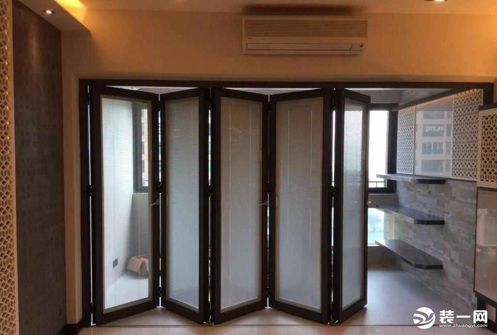 时代变迁中的优雅与实用，最新折叠门概览