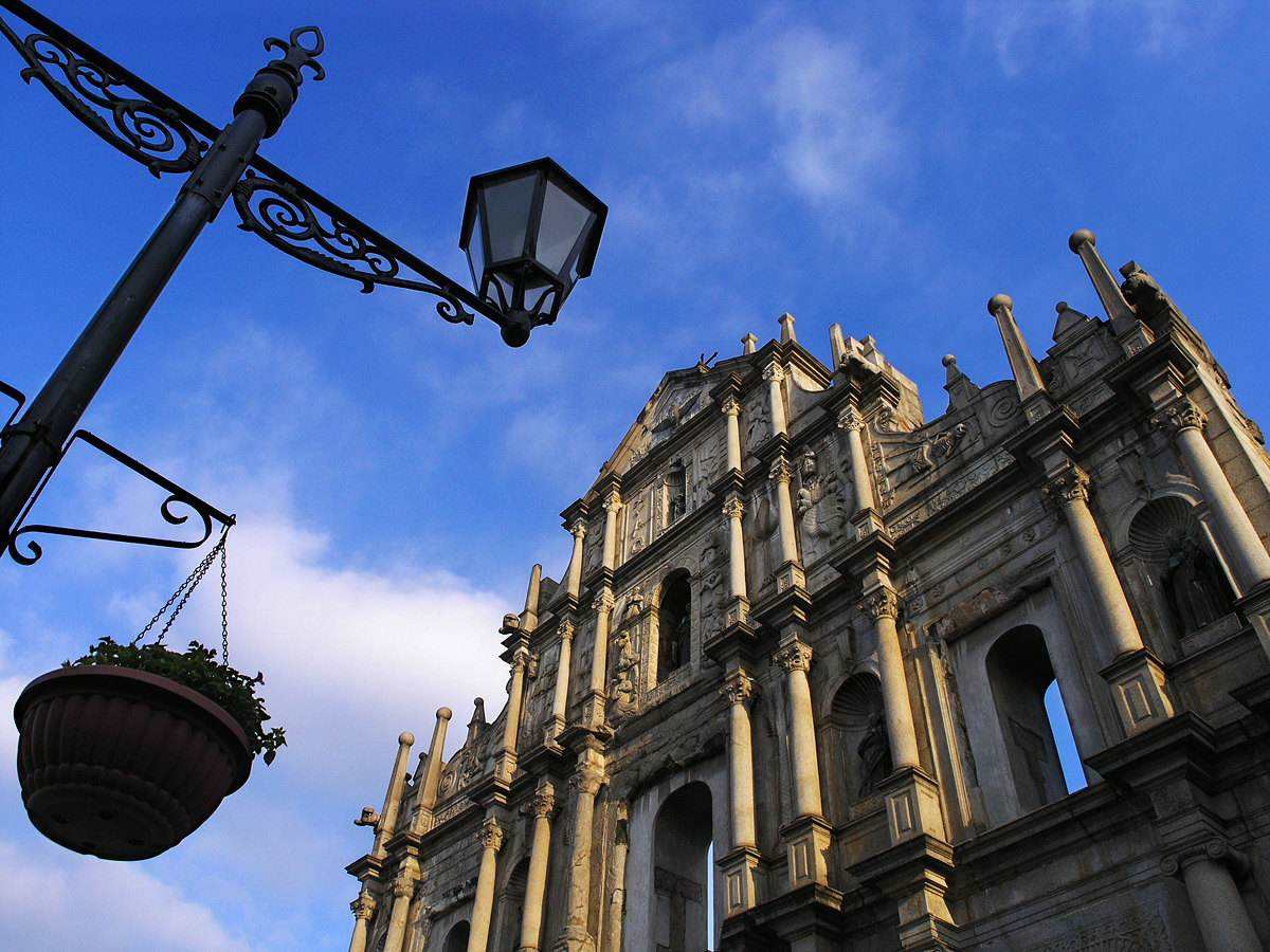 澳门内部资料大三巴,广泛解析方法评估_超值版48.343-9