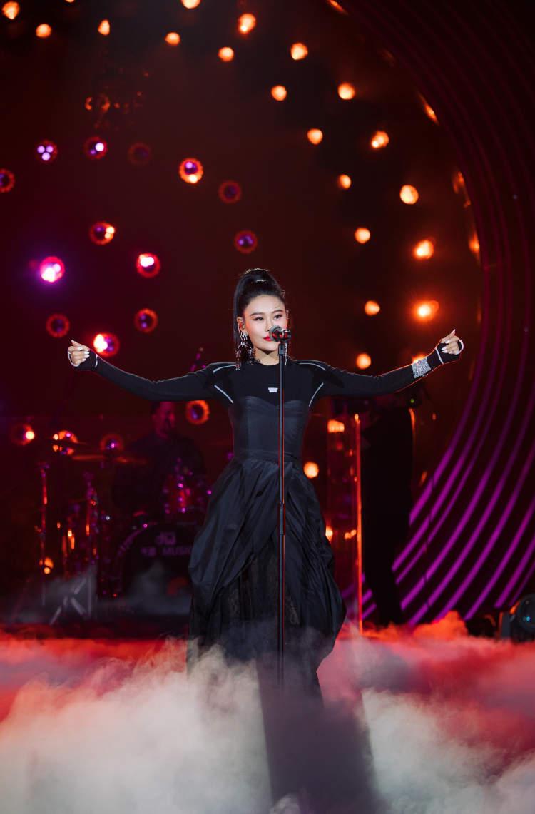 毛不易最新动态,音乐之旅的蜕变与成就感的鼓舞之源