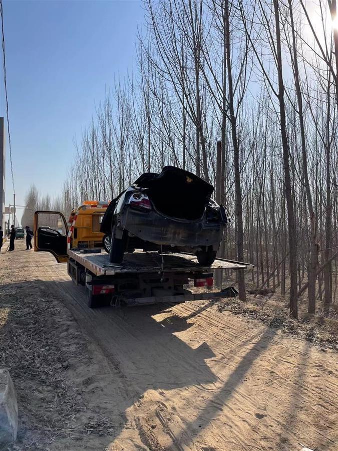 临邑角落里的意外车祸与隐藏美食故事揭秘