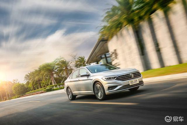 速腾最新价,速腾最新价，一场关于友情与陪伴的温馨之旅