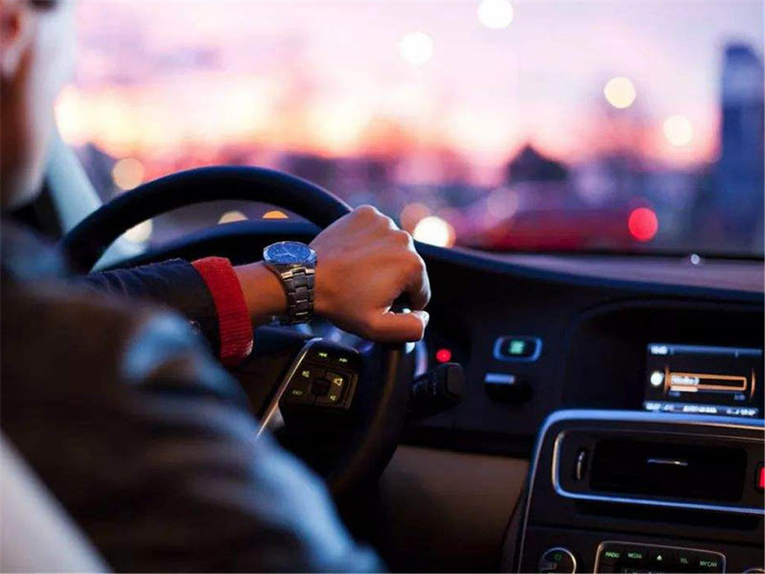 司机会所最新探索，现代驾驶者的休闲胜地