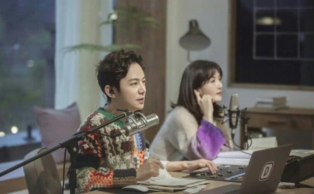 江曼裴少城,日常温馨小事的最新章节更新