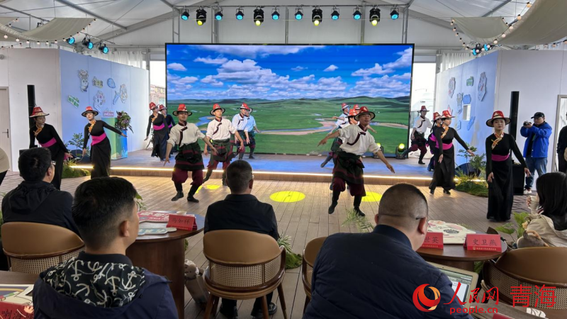 滕州市委常委班子,自然美景探索之旅启程