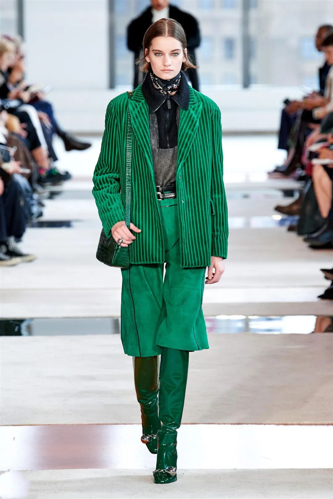 最新时装秀,持续改进策略_知识版94.813