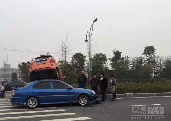 杭州车祸最新消息,可靠执行操作方式_多功能版94.170