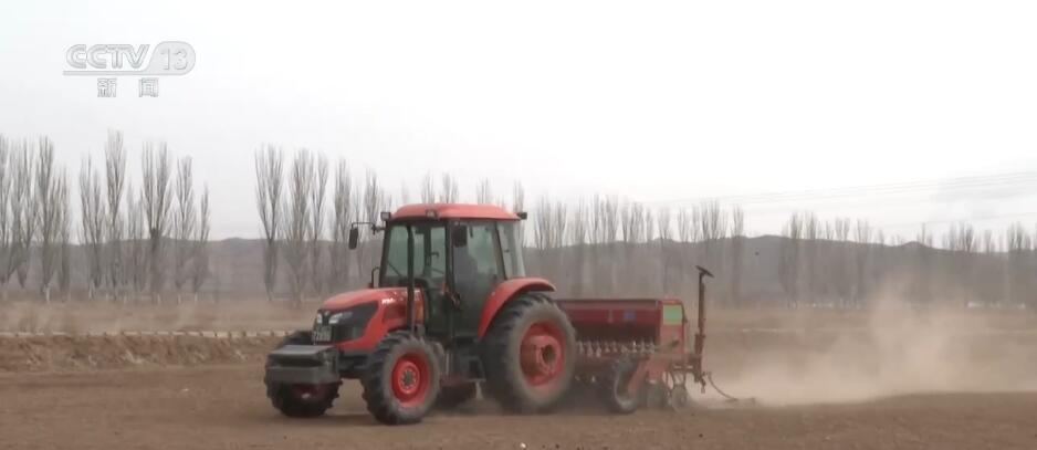 最新拖拉机,小巷深处的农机黑科技