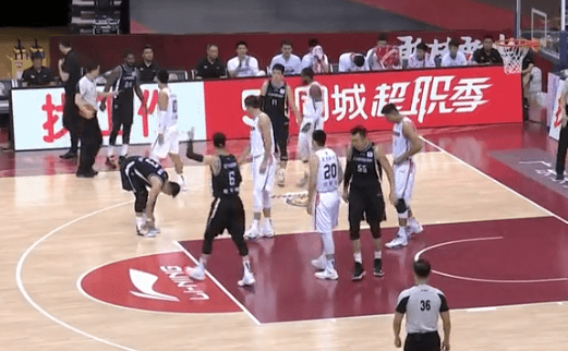 辽宁队最新动态,篮球场上的温情日常