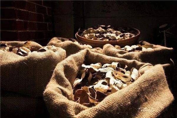 小巷深处的宝藏故事，探寻陈皮的价格奥秘