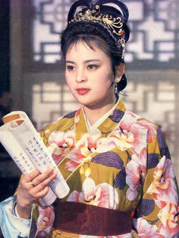 探春演员，时代之光下的璀璨明珠闪耀之旅