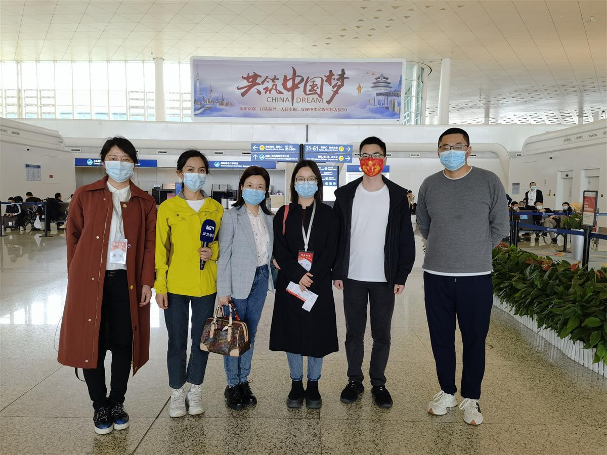 今日热点资讯概览,最新消息与热点一览无余!