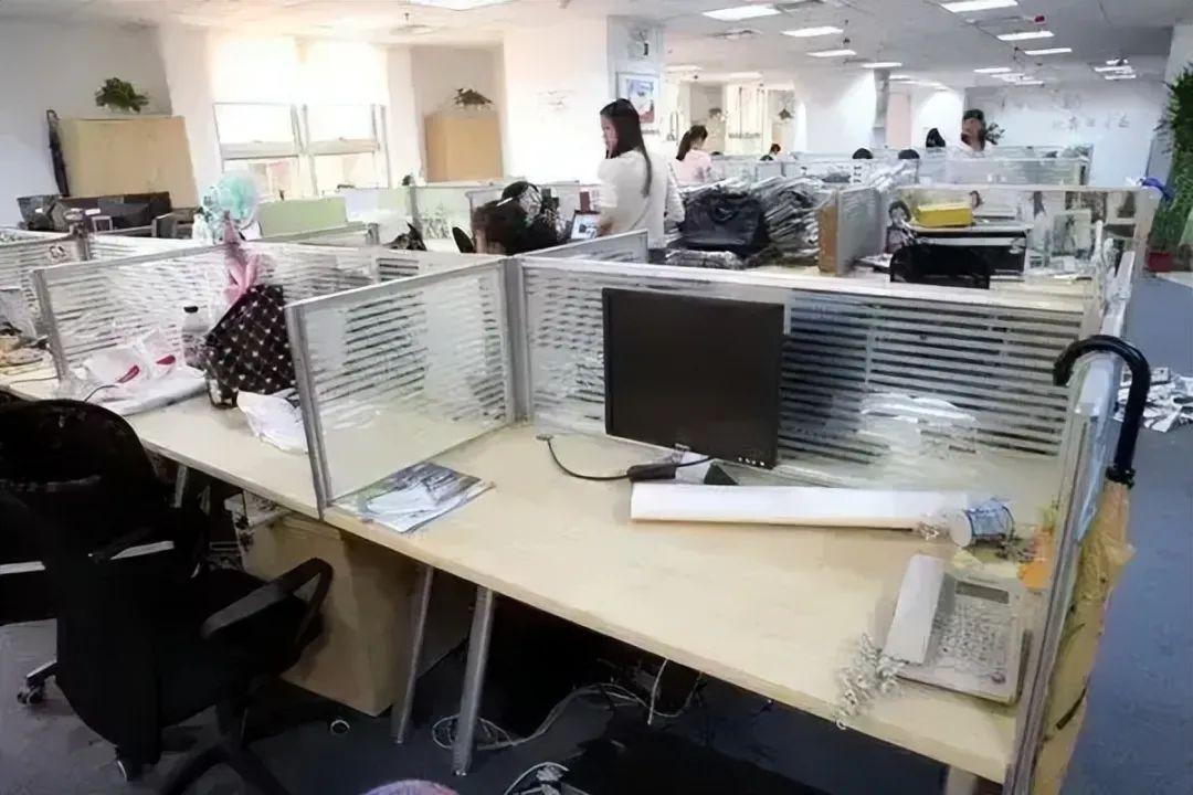 最新劳动合同，观点阐述与立场分析解读