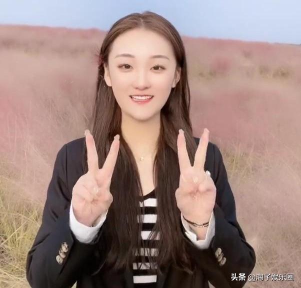 大衣哥最新视频现象,公众关注的焦点分析