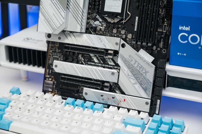 揭秘新款i7,性能与颜值的双重升级!