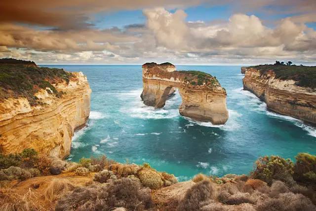 寻找内心平和之旅,最新焰与自然美景的亲密之旅