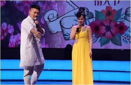 最新二人转,传统艺术的现代焕新与魅力展现